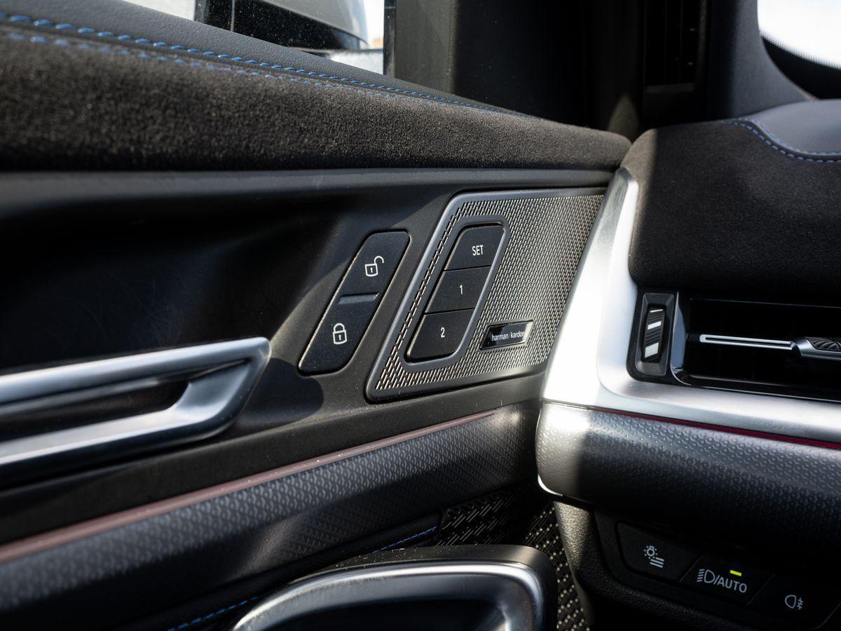 BMW X1 sDrive20i M-Sport PRO AHK PANO ACC HuD eSitze, миниатюра 9