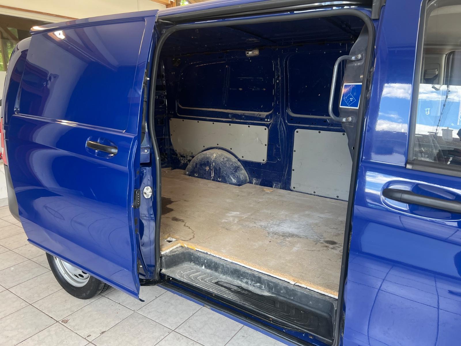 Mercedes-Benz Vito Kasten 116 CDI/BT 4x4 Extralang Automatik