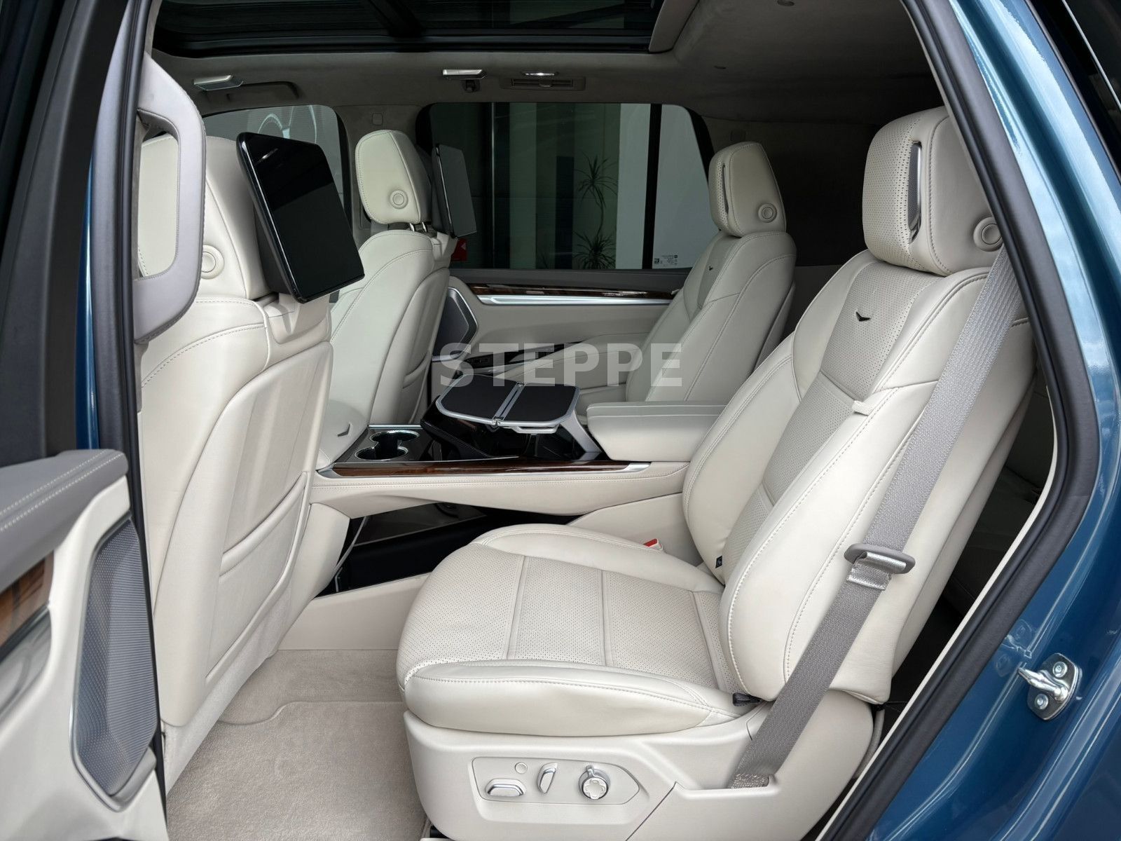 Cadillac Escalade FACELIFT MY26 6.2 V8 Sport Platinum 24"