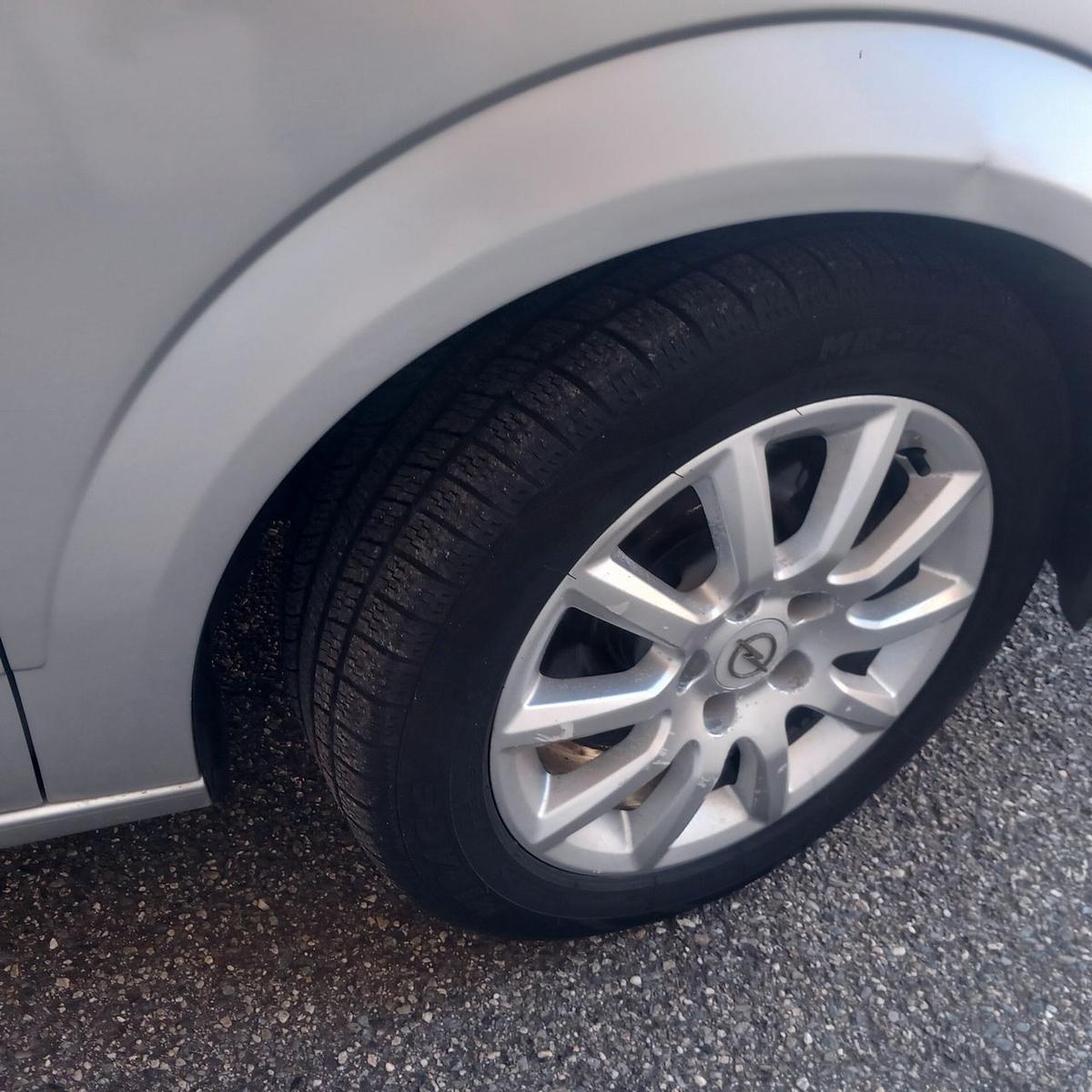 Opel Astra 2005 — photo 7