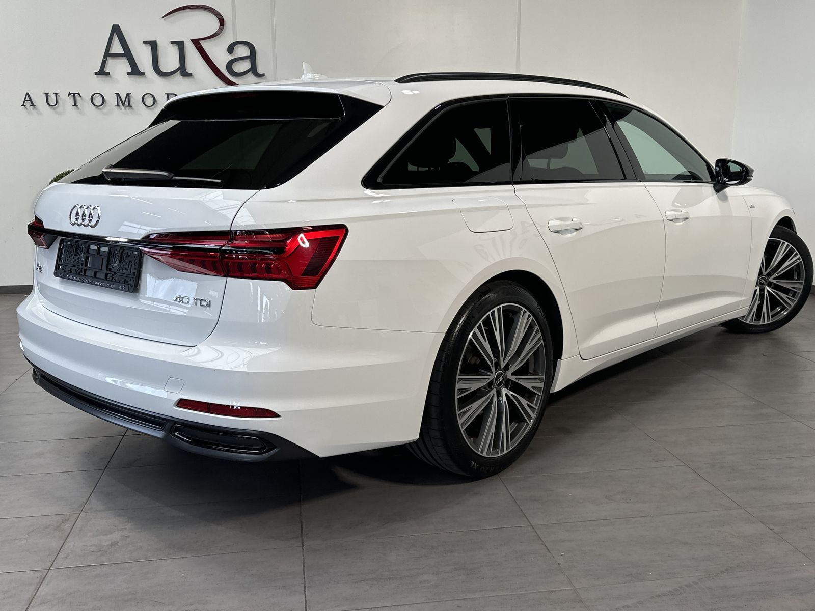 Fahrzeugabbildung Audi A6 Avant 40 TDI S-Line NAV+LED+AHK+CARPLAY+20ZO