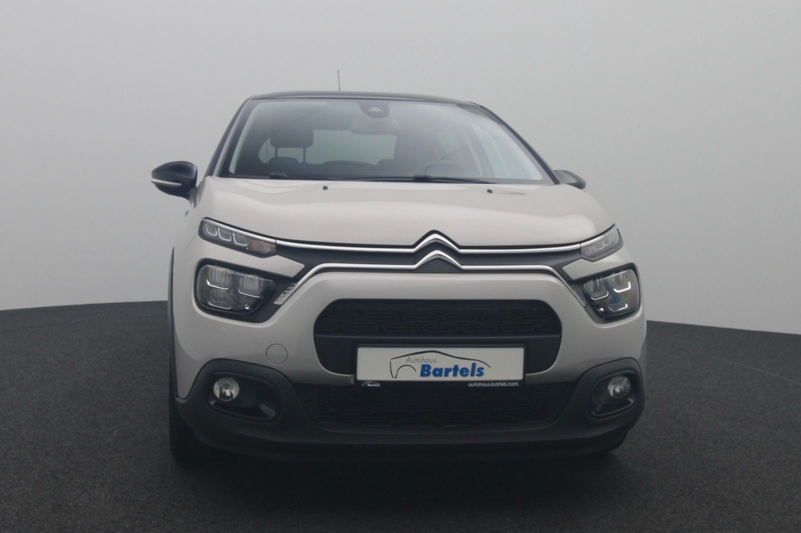 Fahrzeugabbildung Citroën C3 1.2 Shine Pack NAVI LED KAMERA