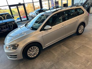 Volkswagen Golf VII Variant Trendline BMT *Navi*