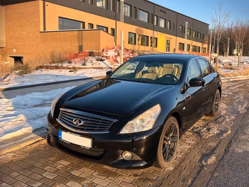 Infiniti G37 2010