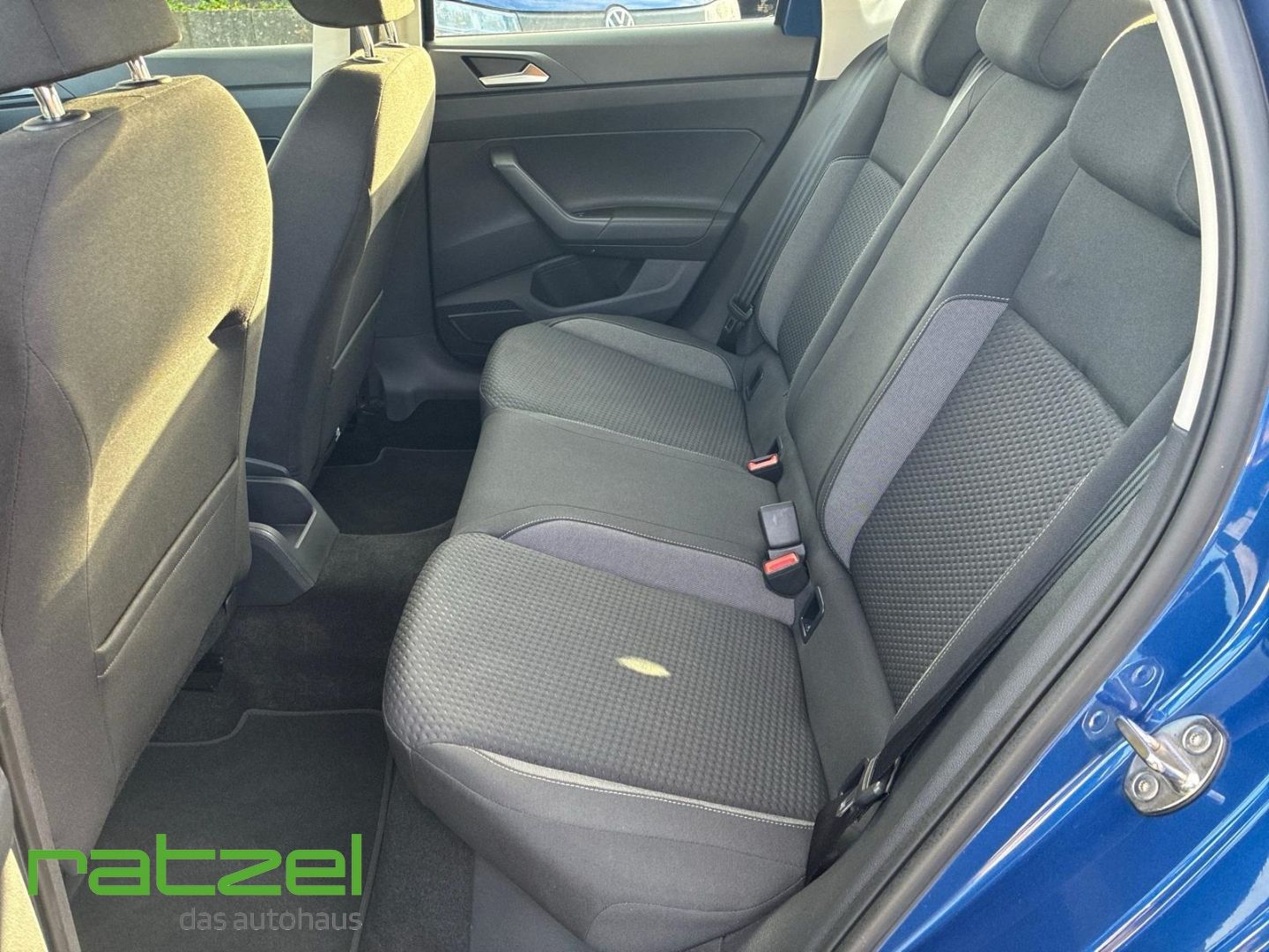 Fahrzeugabbildung Volkswagen Polo VI Basis Fresh 1.0 Digitales Cockpit LED Mu