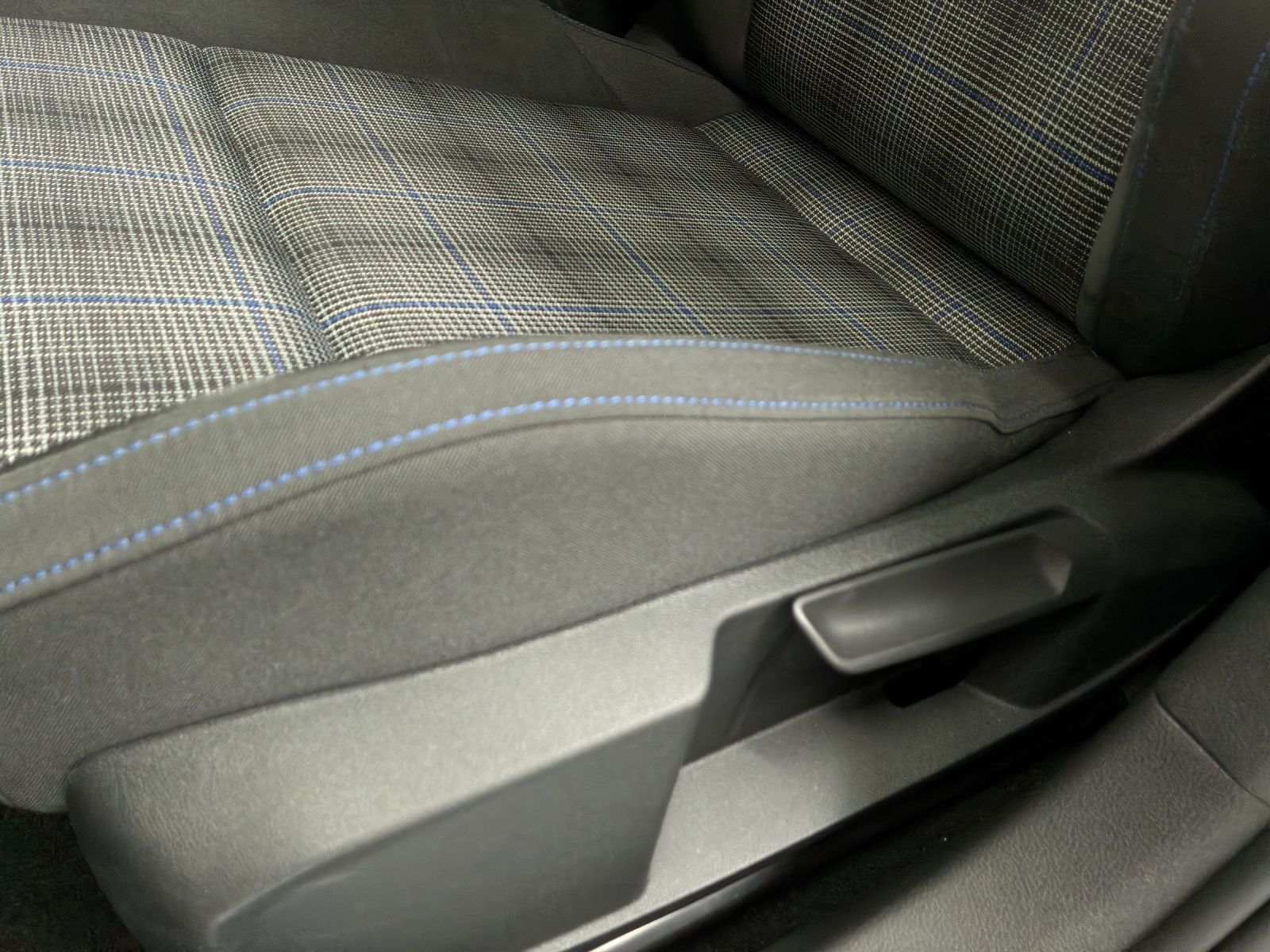 Volkswagen Golf - Bild 18