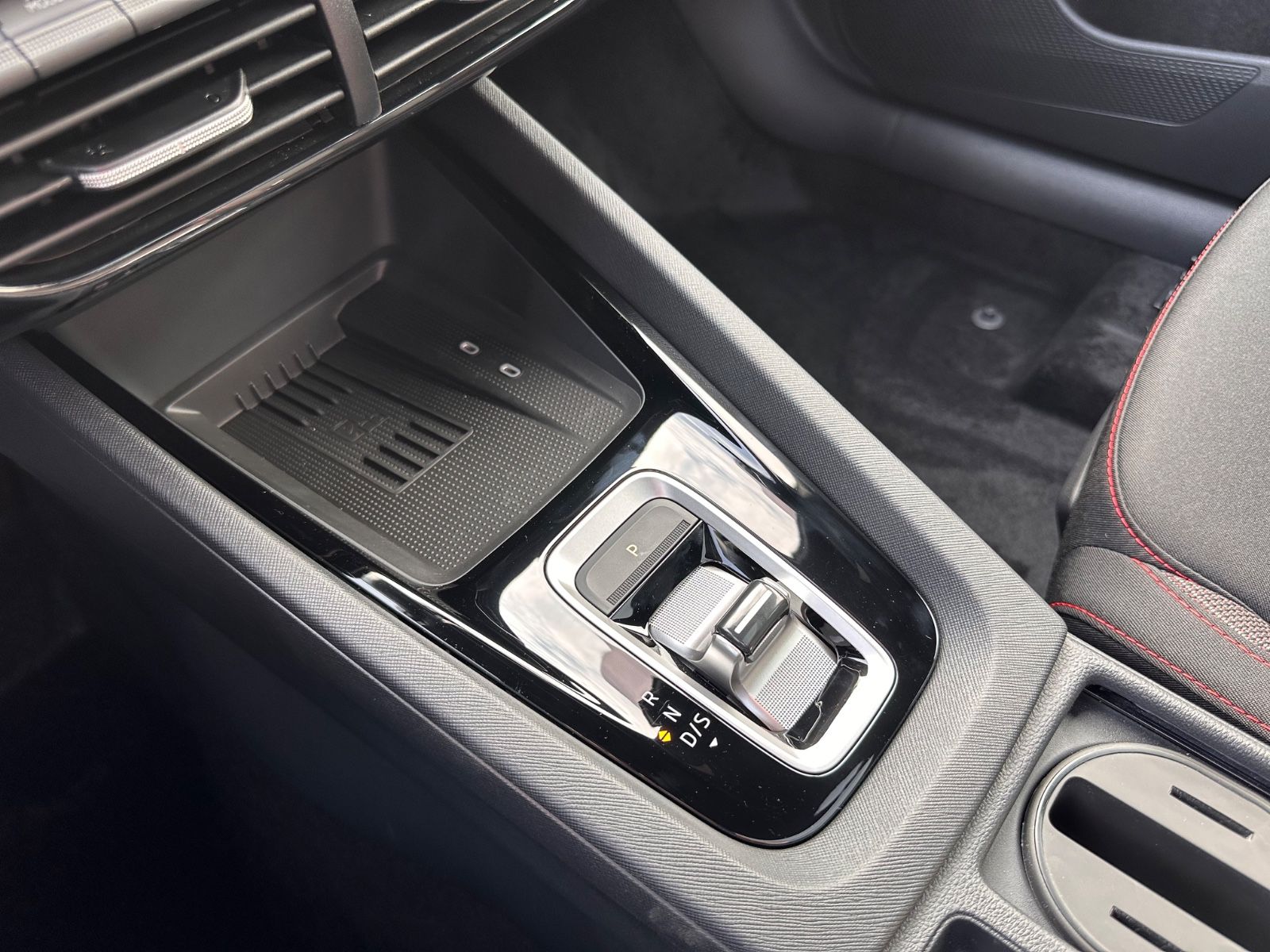 Fahrzeugabbildung SKODA Octavia Combi RS 2.0 TSI Matrix/Pano/Navi/ACC