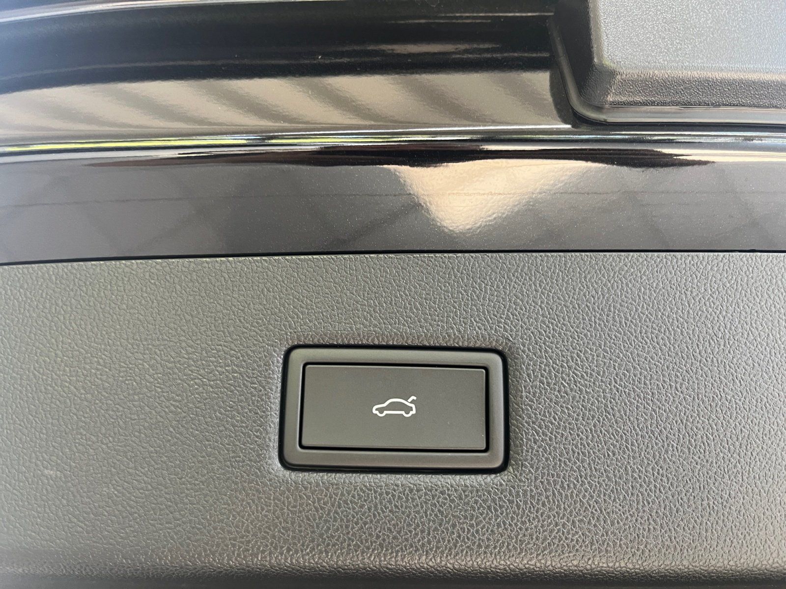 Ford Explorer - Bild 19