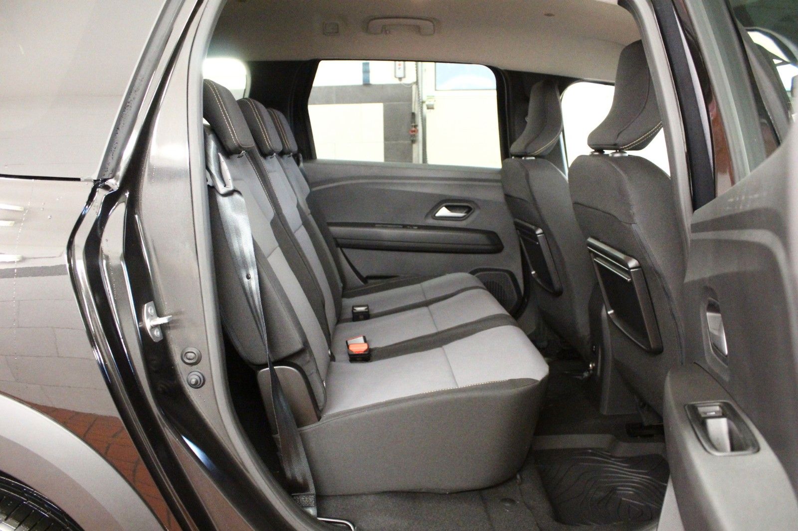 Fahrzeugabbildung Dacia Jogger Eco-G 100 Extreme+ 5-Sitzer *15240*