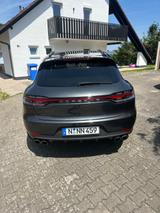 Porsche Macan - - - gebrauchte Porsche Macan aus dem Jahr 2021