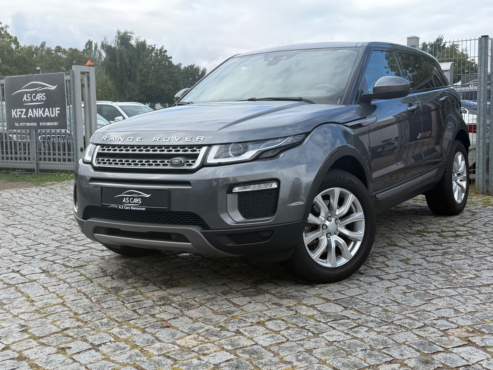 Land-Rover Land Rover Range Rover Evoque SE 2.0 TD*Leder*Pano