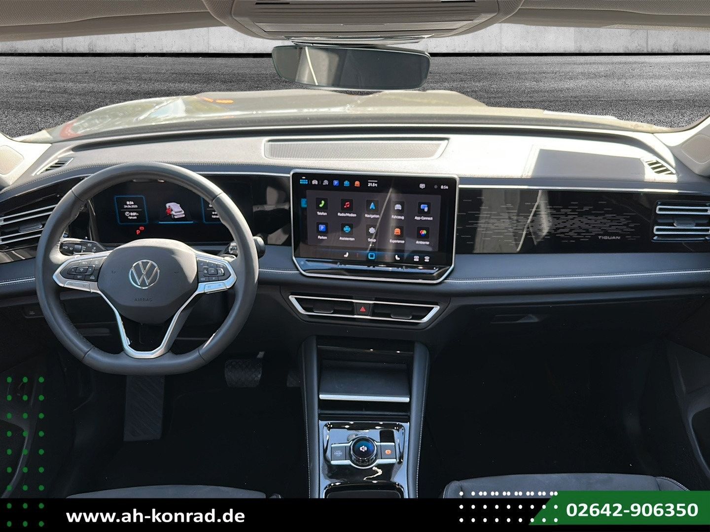 Fahrzeugabbildung Volkswagen Tiguan 1.5 eTSI 110 kW Elegance+AHK+ IQ Drive