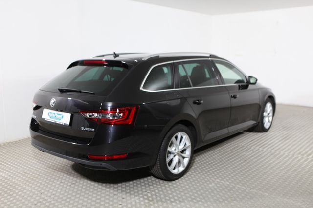 Skoda Superb Combi III 2.0 TDI DSG Style XENON NAVI