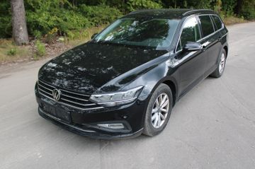 Volkswagen Passat Variant - 2