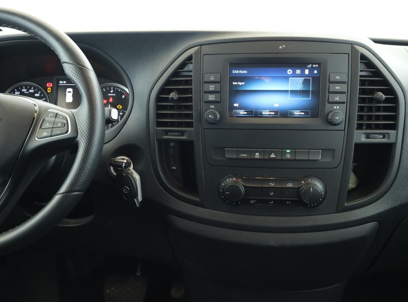 Mercedes-Benz Vito 114 CDI TOURER PRO EXTRALANG SPUR RFK 8-SI foto 11