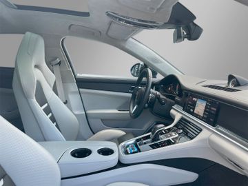 Porsche Panamera Turbo*PTS*PCCB*Chrono*Burmester*18-Wege