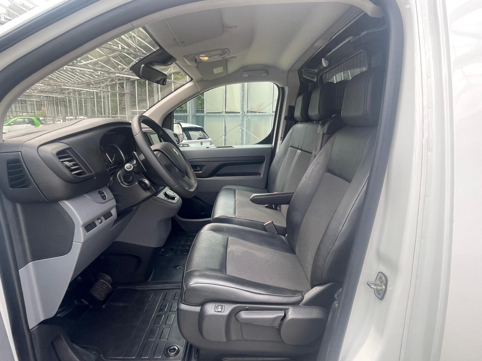 Peugeot Expert 2.0 BlueHDi Premium L2 AHK Xenon Nav HUD