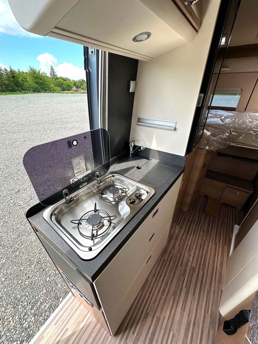 Fahrzeugabbildung Malibu Van comfort 640 LE R1-1