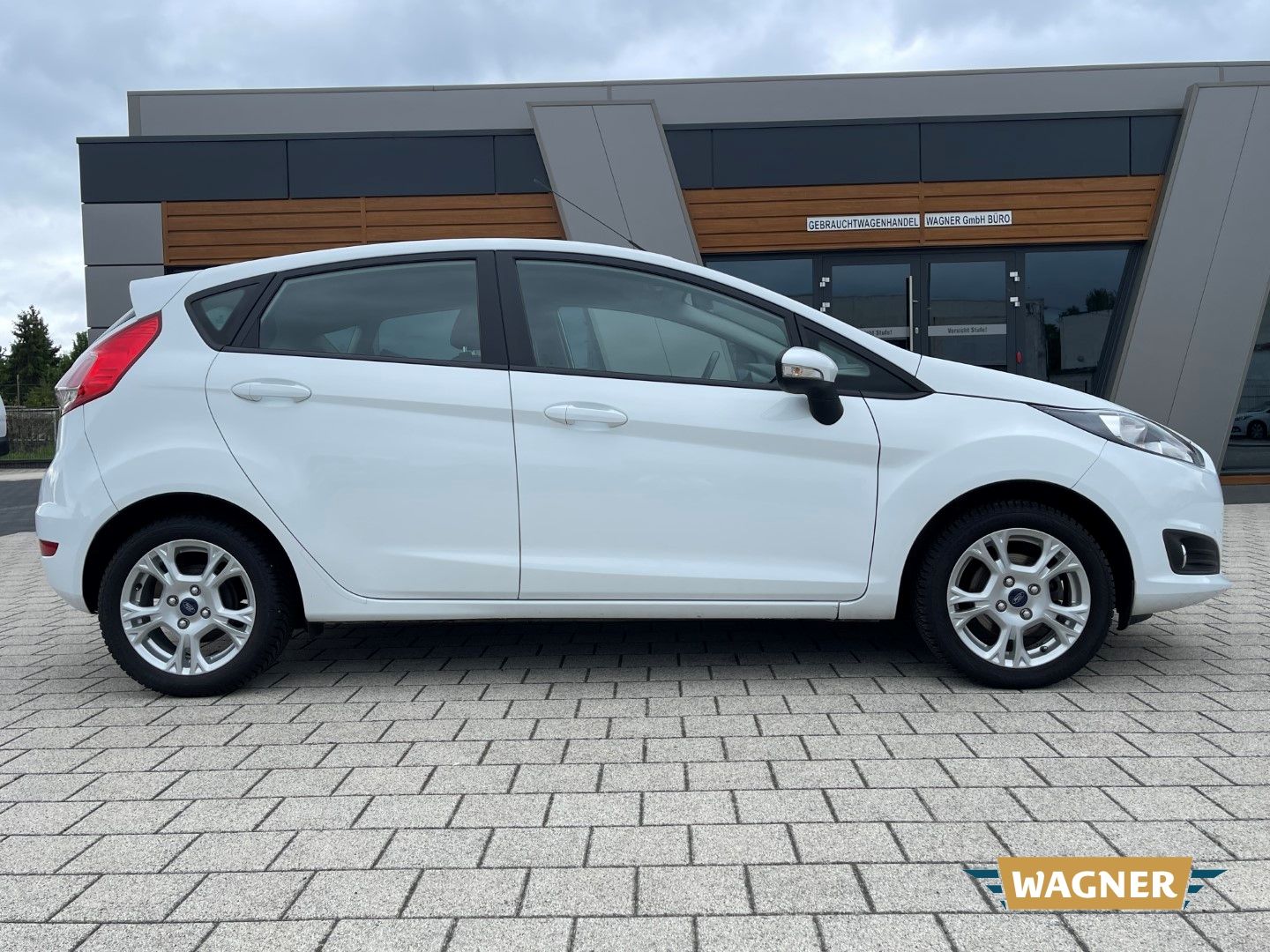 Fahrzeugabbildung Ford Fiesta Trend Klimaanlage Isofix 5 Türer