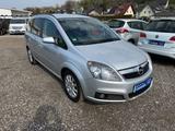 Opel Zafira B CATCH ME Now - Opel Zafira: Catch Me