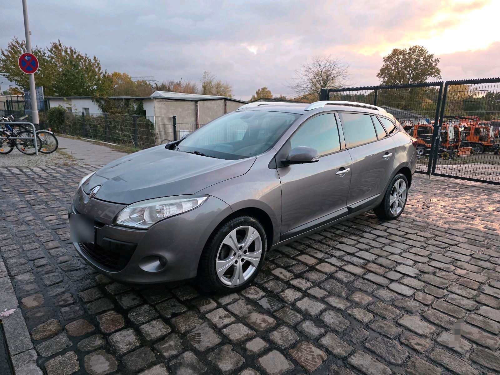 Renault Megane, 2011