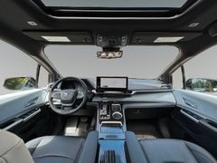 TOYOTA Sienna Hybrid XLE 7-Sitzer