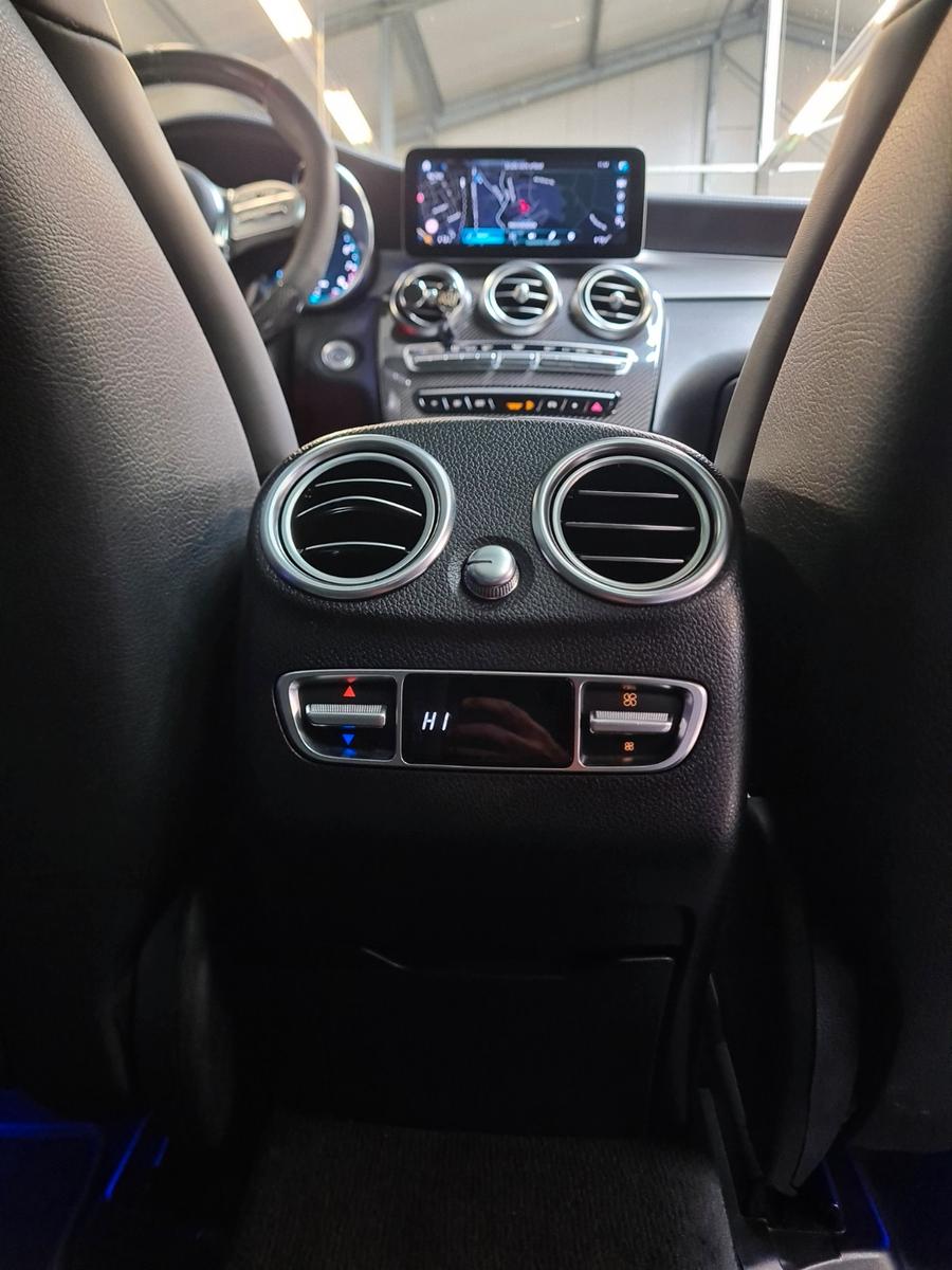 Mercedes-Benz GLC 63 AMG 4Matic*Autom.*Navi*Kamera*Panorama*