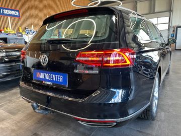MYAUTOCENTER – Gebraucht- und Jahreswagen mit Werkstattservice in Pfaffenhofen Volkswagen Passat Highline *4Motion*Massage*AHK*LED*Keyless