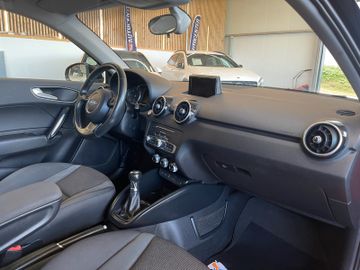 Audi A1 design *Klima*Navi*Xenon*SZHZ*