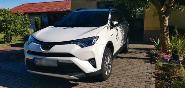 Toyota Rav4 Hybrid TÜV Garantie