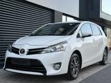 Toyota Verso Life 1.6 "7-Sitzplätze"16 Alu - Toyota Verso mit Benzin-Antrieb: Kleinbus, 1.6
