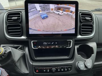 Westfalia Columbus 540 D 140 PS Solar SKYVIEW ACC