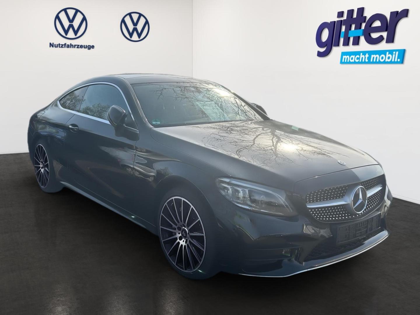 Mercedes-Benz C 400 4M AMG DAB NAVI LED PANNO AMBIENTE KOMFORT