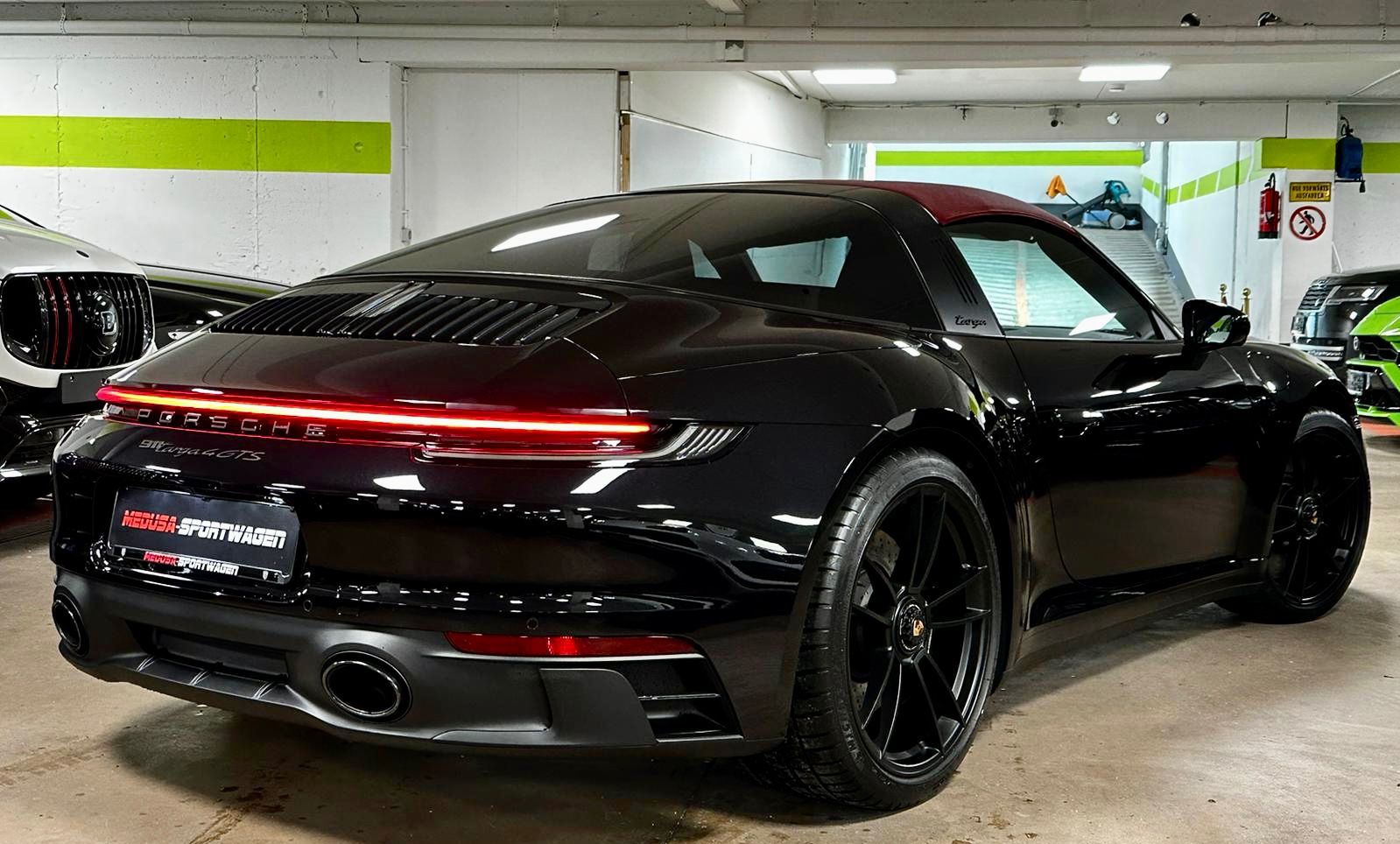 Fahrzeugabbildung Porsche 992 TARGA 4 GTS SPORTDESIGN CARBON LIFT FULL