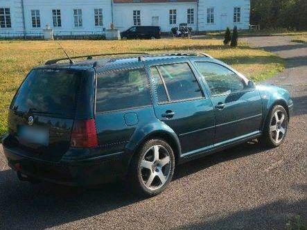 Volkswagen Golf 2005 — interior