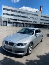 BMW E92 325i - BMW 325 in München