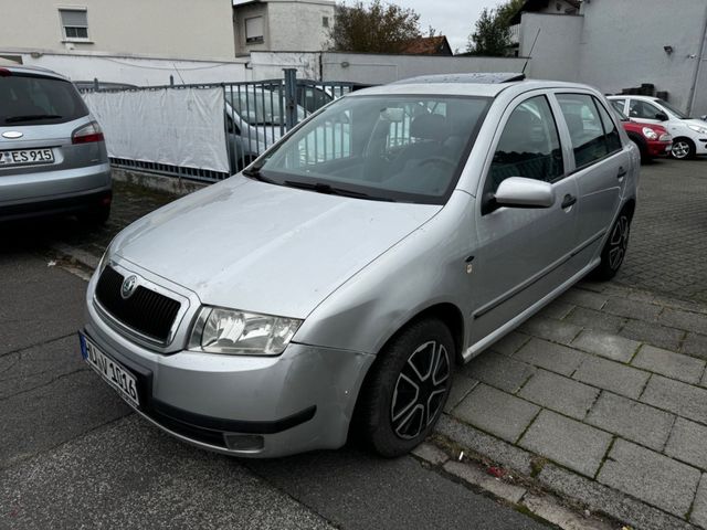 Skoda Fabia Comfort*AHK*Schiebedach*Euro4*Servo*Zentra