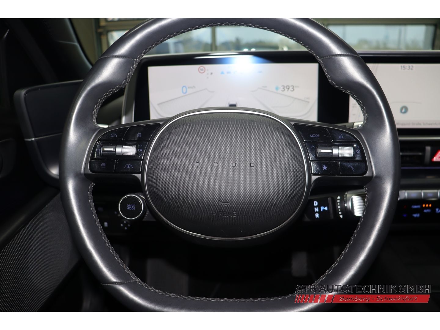 Fahrzeugabbildung Hyundai IONIQ 6 TECHNIQ 77,4 kWh 97,3% SOH HUD Navi LED