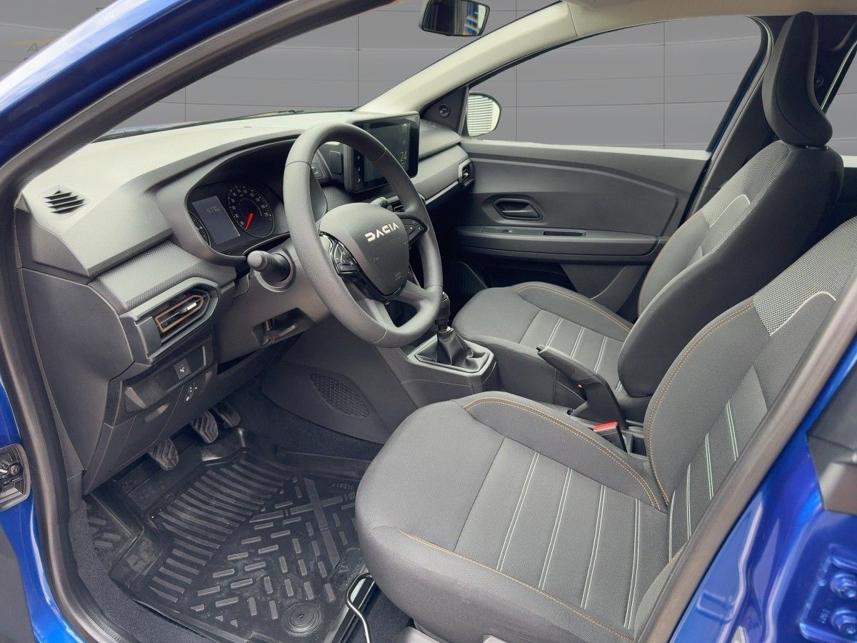 Fahrzeugabbildung Dacia Sandero III Stepway Essential TCe 90
