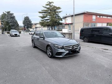 Mercedes E 300 - 2