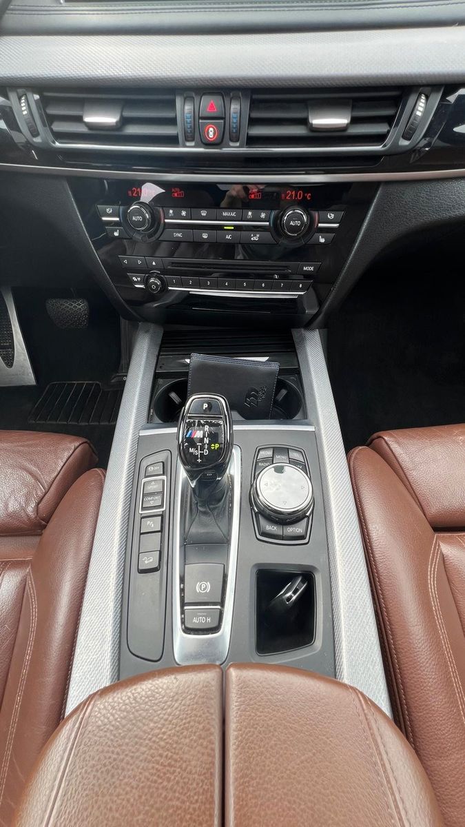 Fahrzeugabbildung BMW X5 M50d*RFK*XENON*PANO*H&K*NAVI*