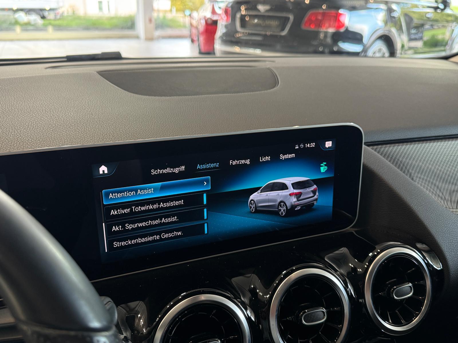 Mercedes-Benz B 220 7G*4MATIC*3x AMG*WIDE*DISTR*KAM*M-BEAM*AHK
