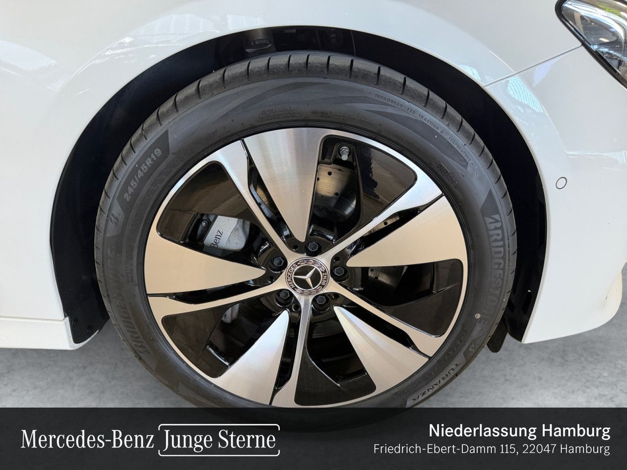 Mercedes-Benz E 300 e T Avantgarde Advanced/AHK/LED/DISTRONIC/ imagem 3