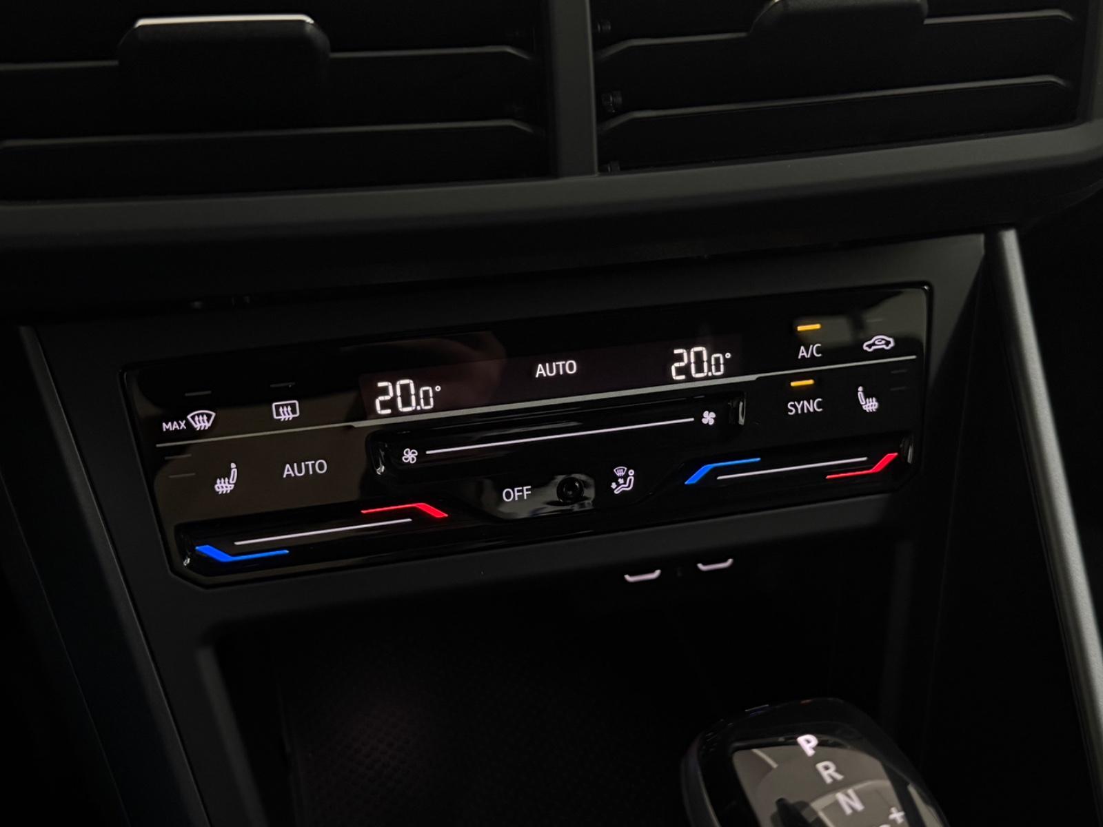 Volkswagen Taigo R-Line 1.5 TSI*SHZ*Digital-Cockpit*Kamera