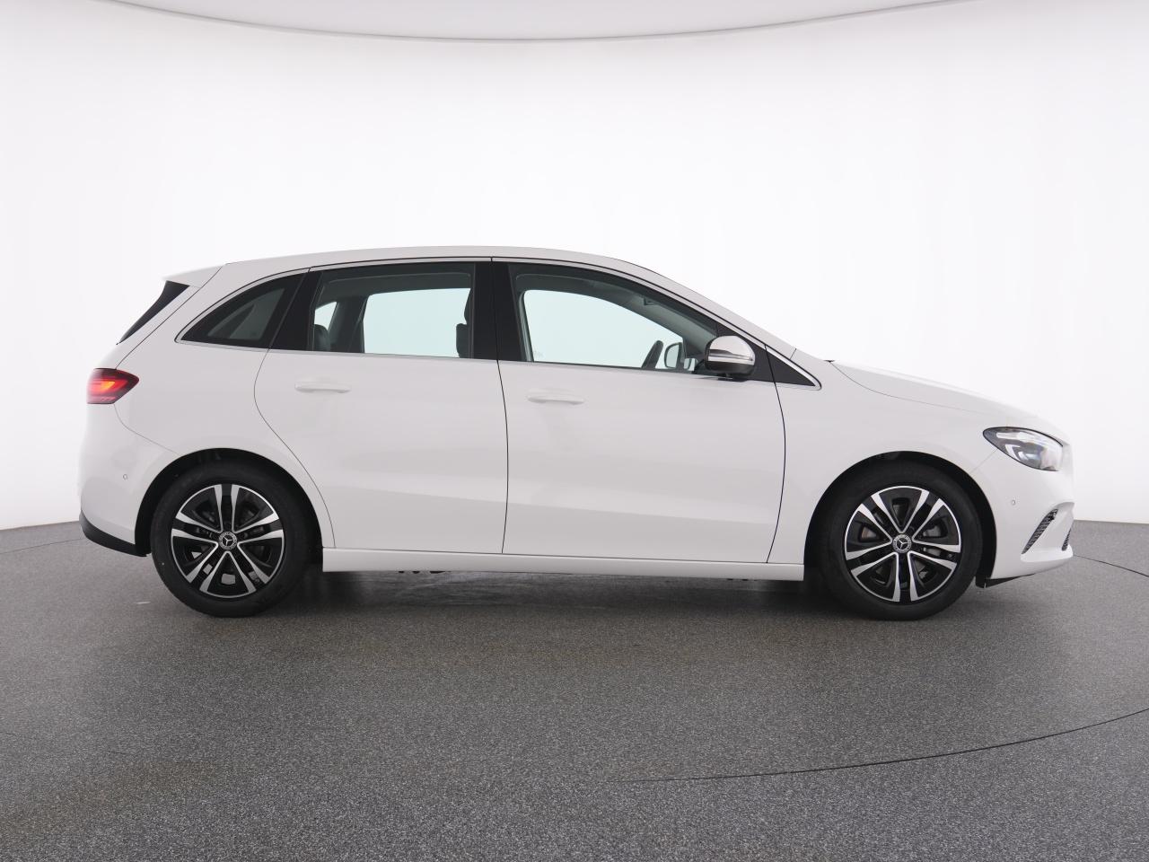Mercedes-Benz B 180 Progressive+NavPrem+LED-HP+EHeck+ParkA+RFK