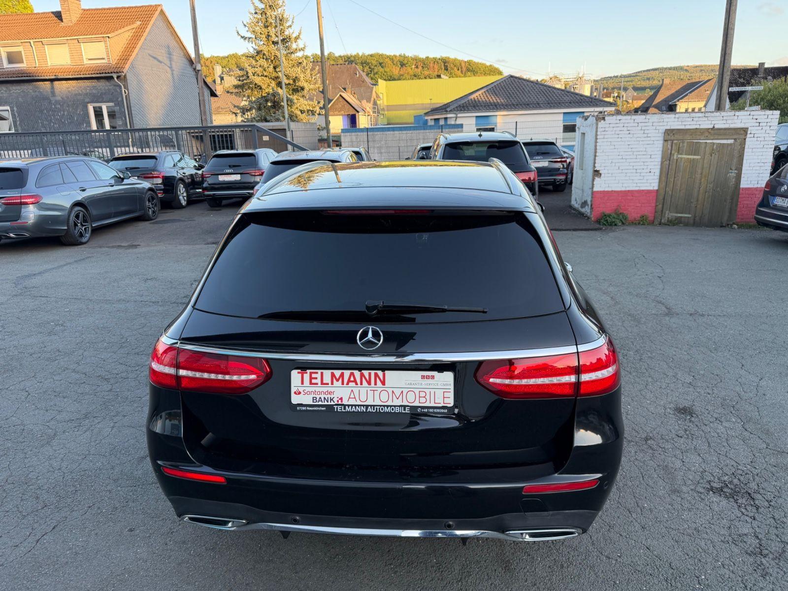 Mercedes-Benz E 220 E T-Modell E 220 d/LED/AHK/AMBIENTE/