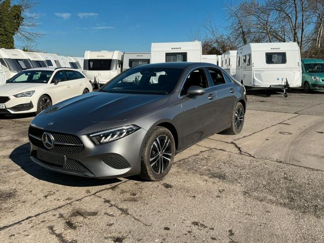 MERCEDES-BENZ A 250 e Lim. Progressive (EURO 6d)