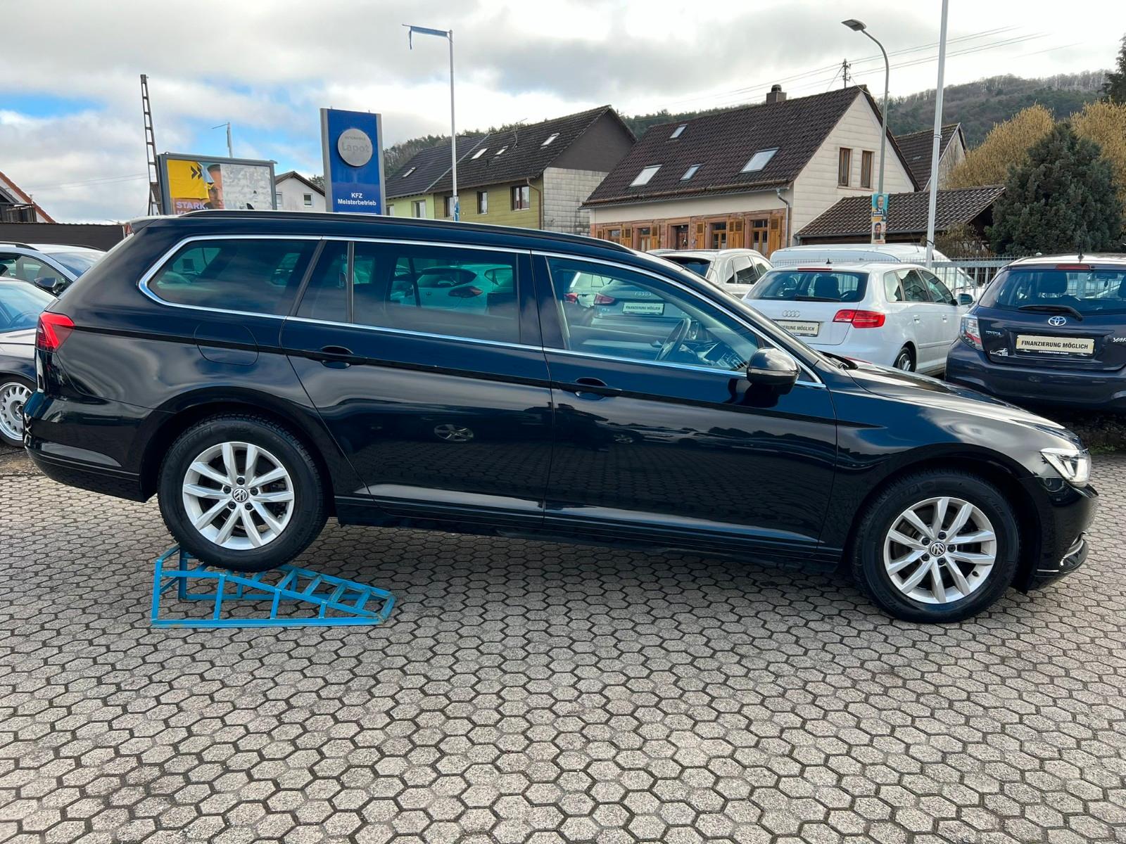 Volkswagen Passat Comfortline LED/KAMERA/NAVI/SHZ/ACC