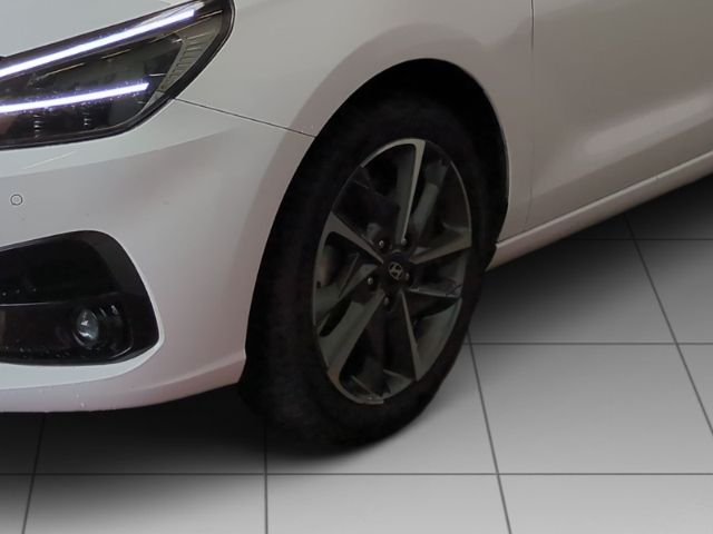 Fahrzeugabbildung Hyundai i30 FL Kombi (MY25) 1.5 T-GDI (140 PS) 48V 7-DCT