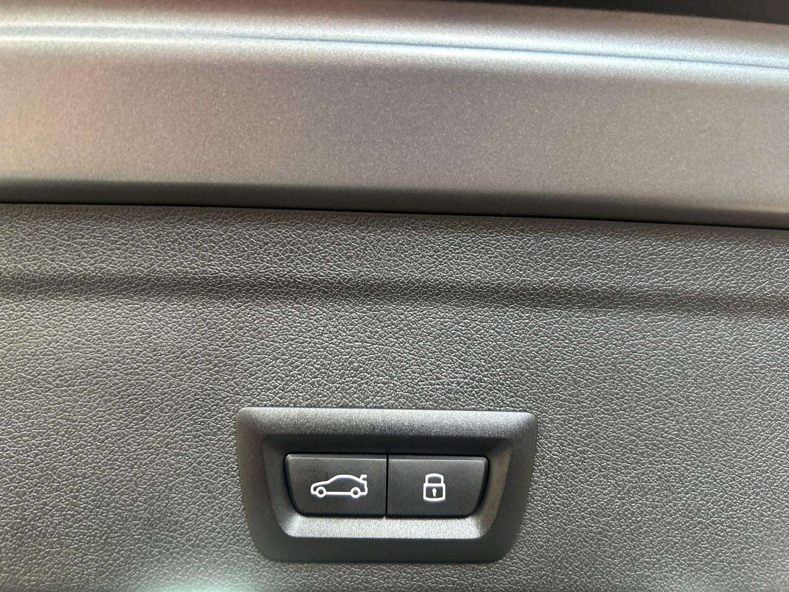BMW X6 M60i xDrive *Frozen Pure Grey*|AHK|Head-Up|PA